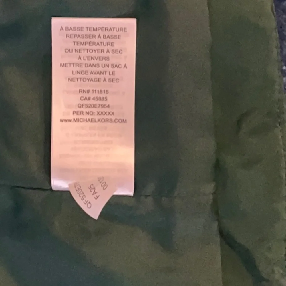 MICHAEL Michael Kors NWT Green Chevron Ski Vest in Sz XS - Picture 7 of 9